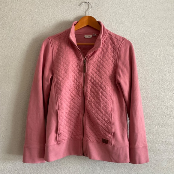 L.L. Bean Women's Quilted Full-Zip Sweatshirt - Picture 2 of 11